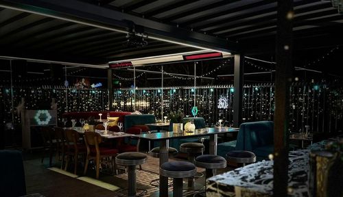 Rooftop Experience & Signature Cocktails