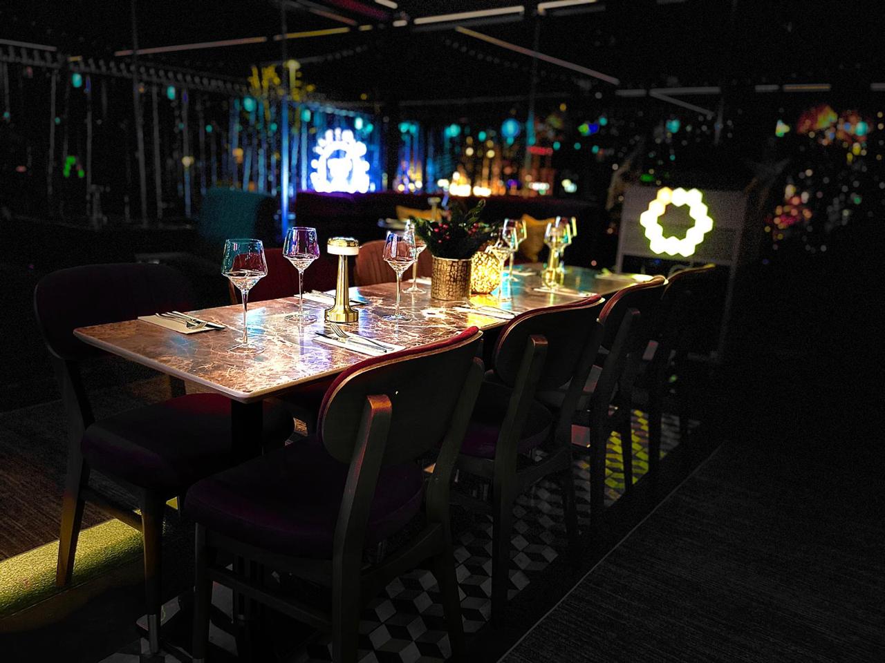 Bar and lounge area